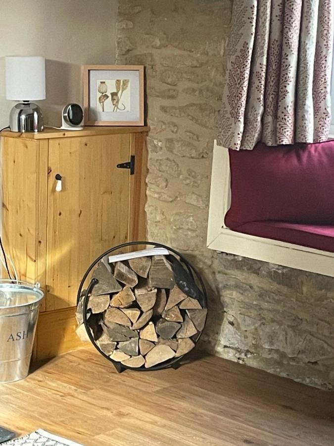 Cotswold Coombe Cottage Wotton-under-Edge Kültér fotó